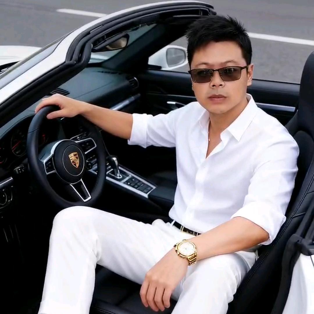 成都新瑞汽车贸易有限责任公司