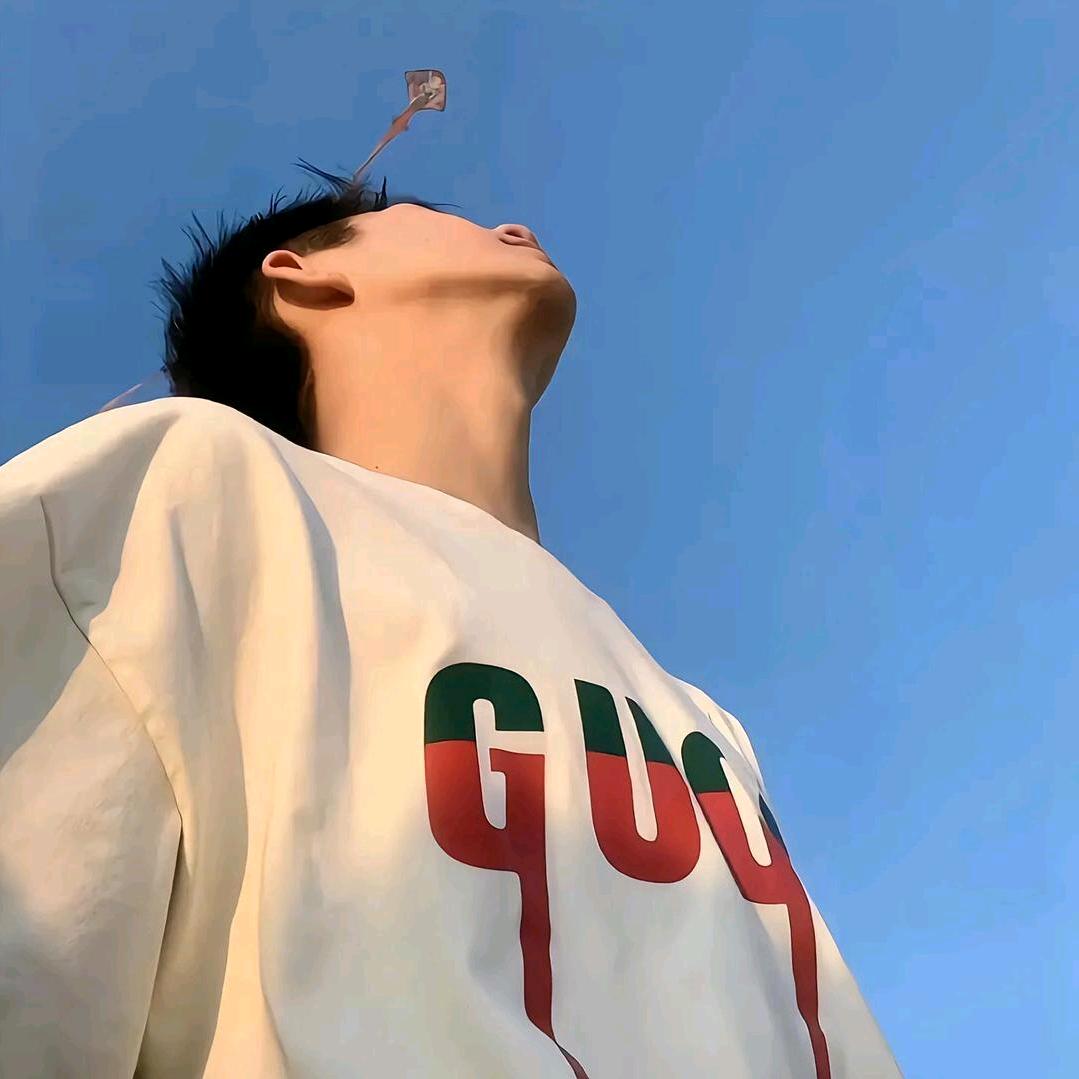 初见✔