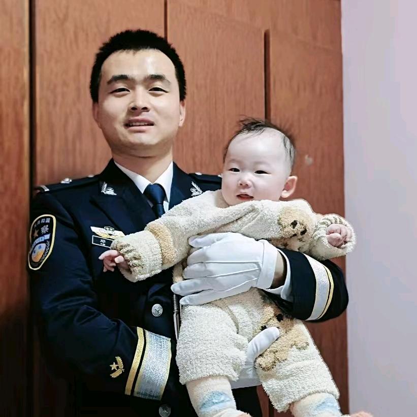 爱吃橘子的妈妈