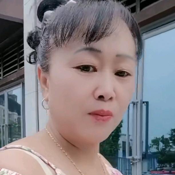 秀玲