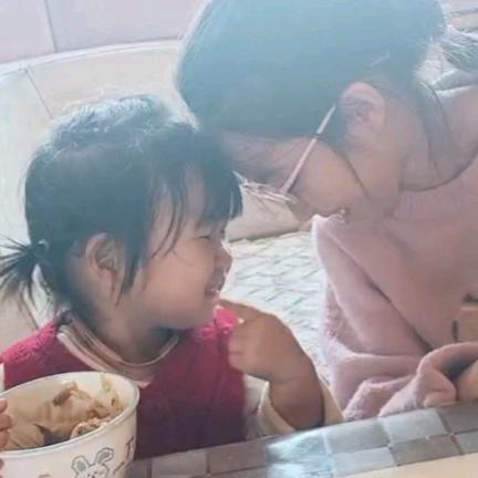 优优果果奶奶（请不要连赞）