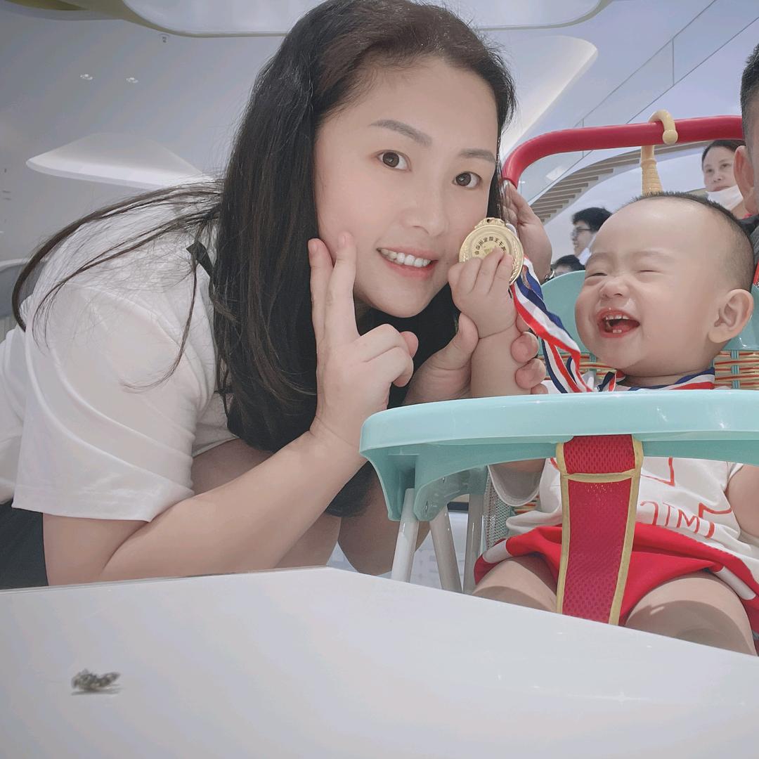 双宝娇妈焕镐然然