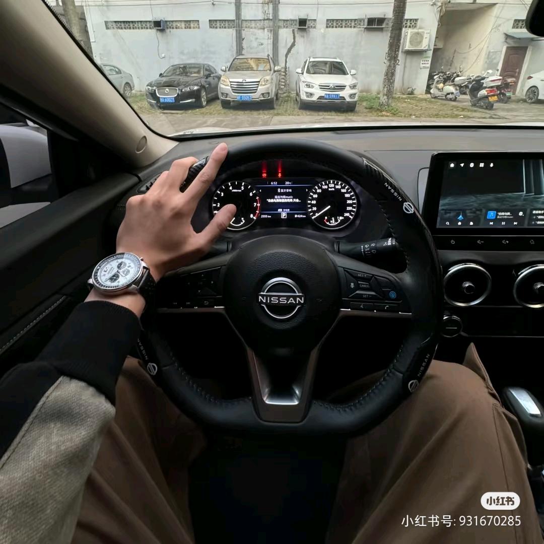 辉总.