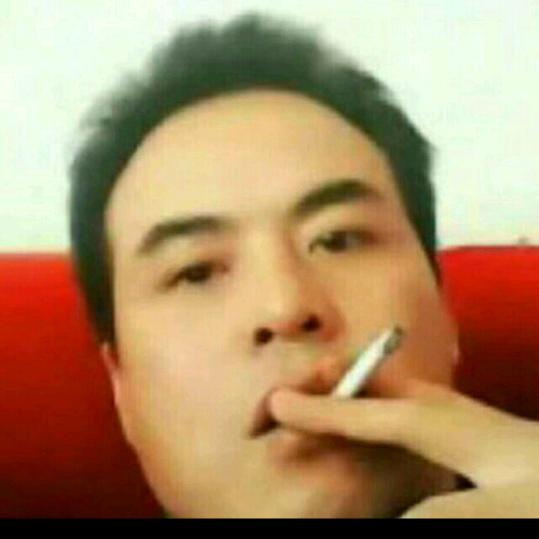 欧阳亮希，粤L38C07.努力赚钱吧。