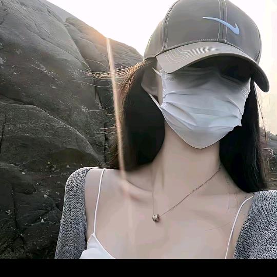 嘂嚻靐龖龘靐