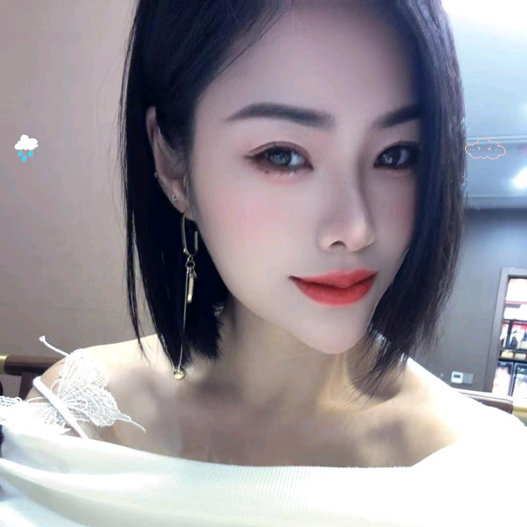 霓裳甄选服饰