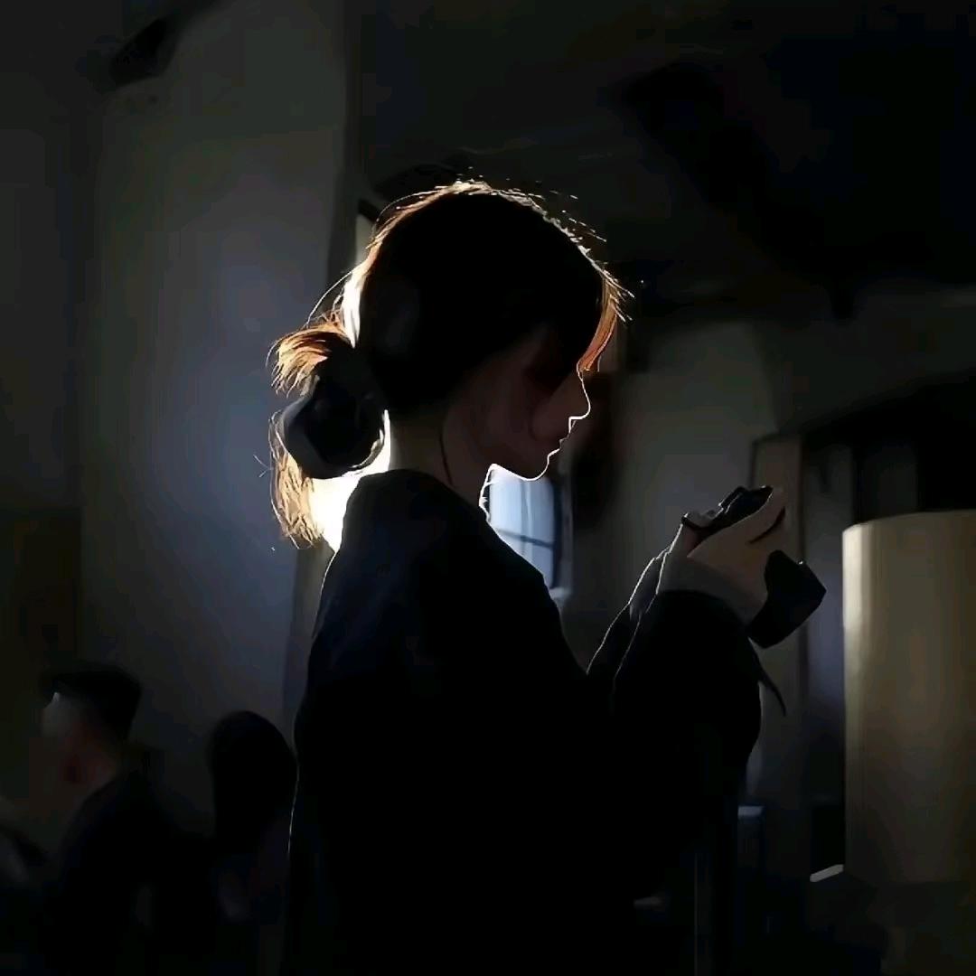 柒柒