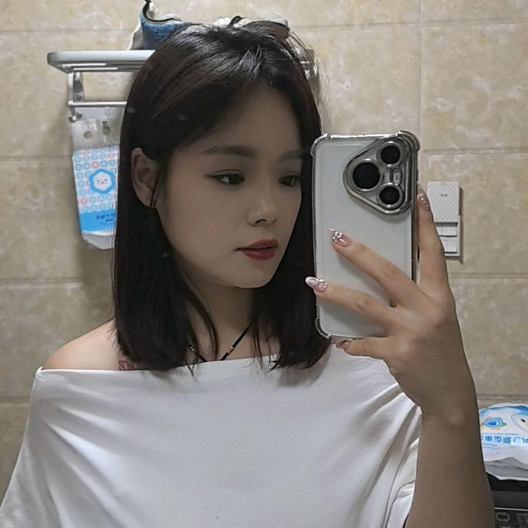 临沧云途车行～杨玲
