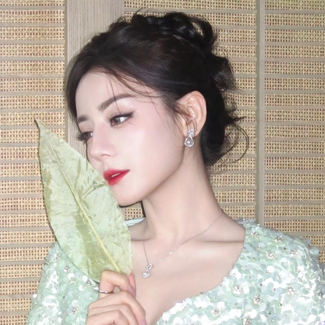 迪丽热巴🥰