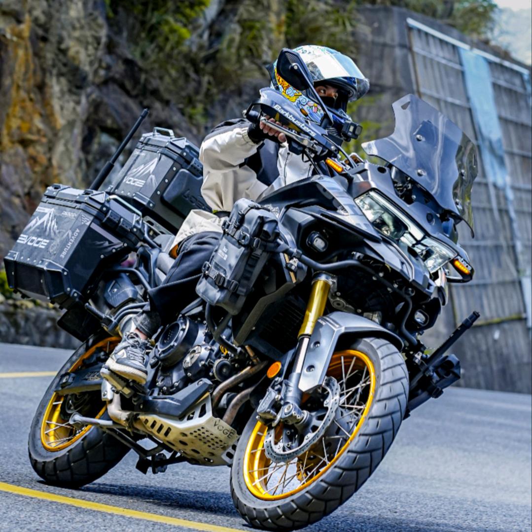 🏍️小林同学