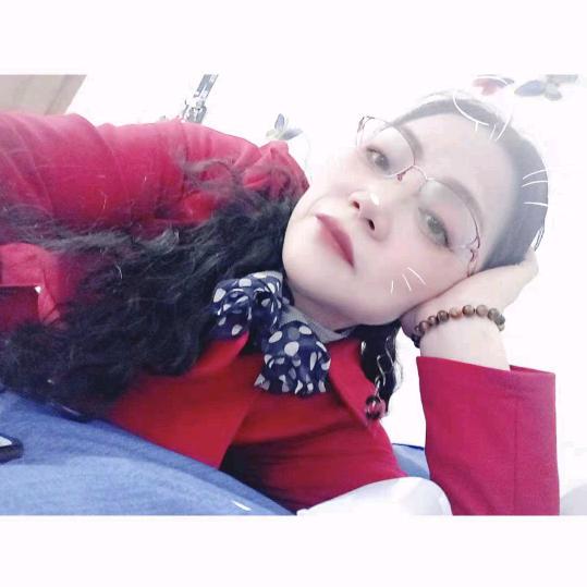 曼丽，首播16:10分，第一天开播就火了