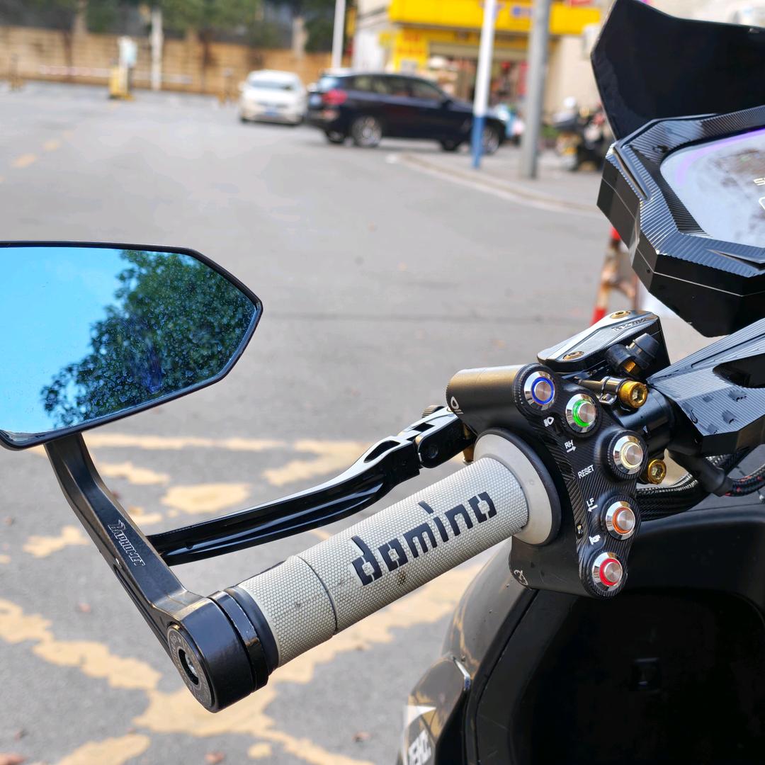 彬彬甄选电动车