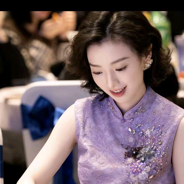 西子小老板娘[精选穿搭]