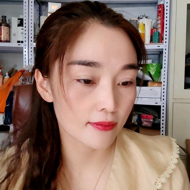 李进老婆