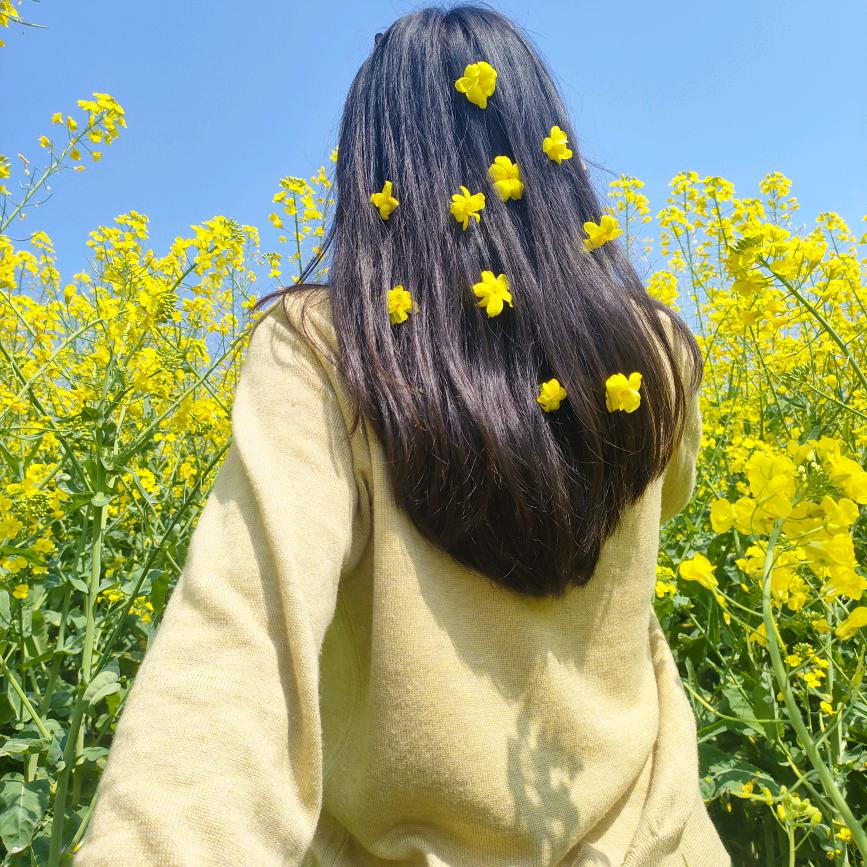 碎花裙。
