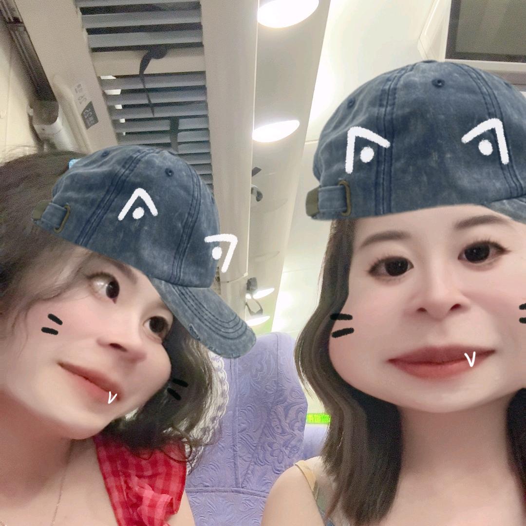 你看着我眼睛不说话