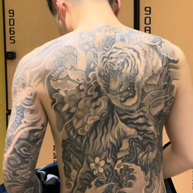 小小杰瑞