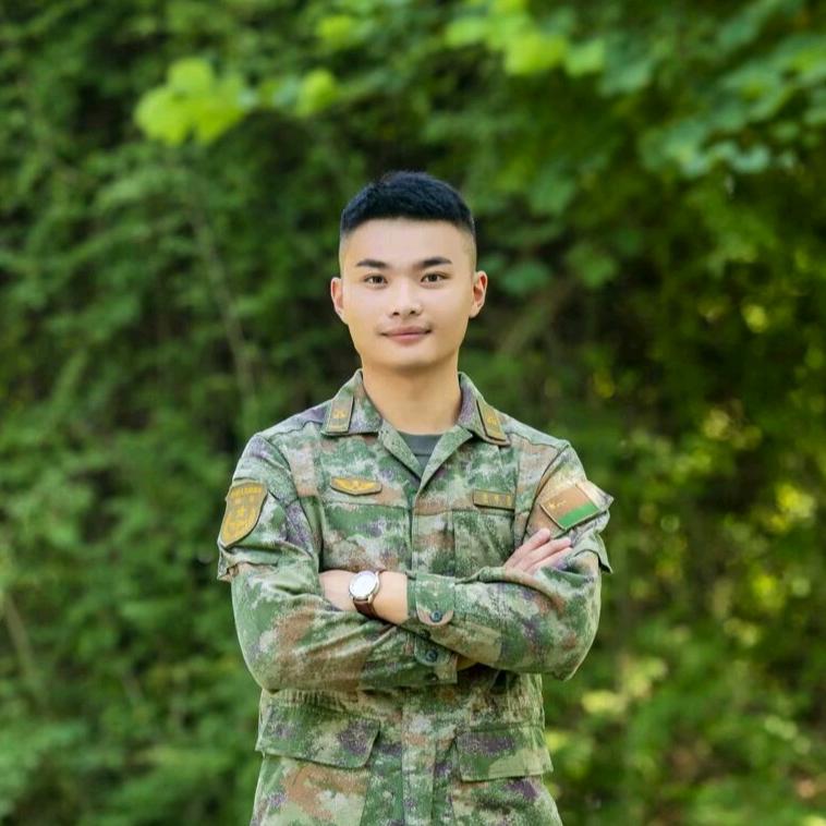 创业中学唐教官