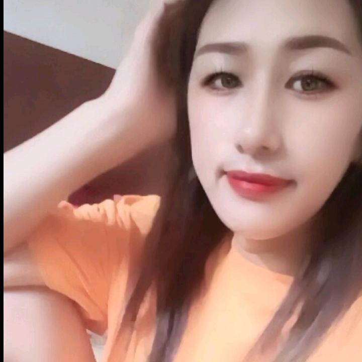 四川女孩在乐安