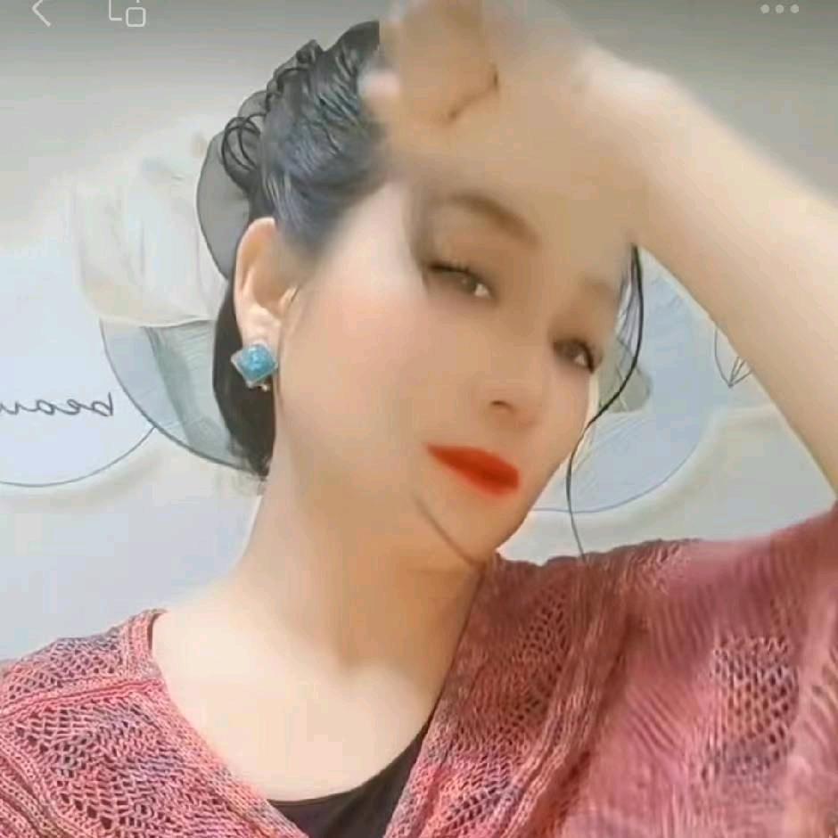 霞姐腹部精雕