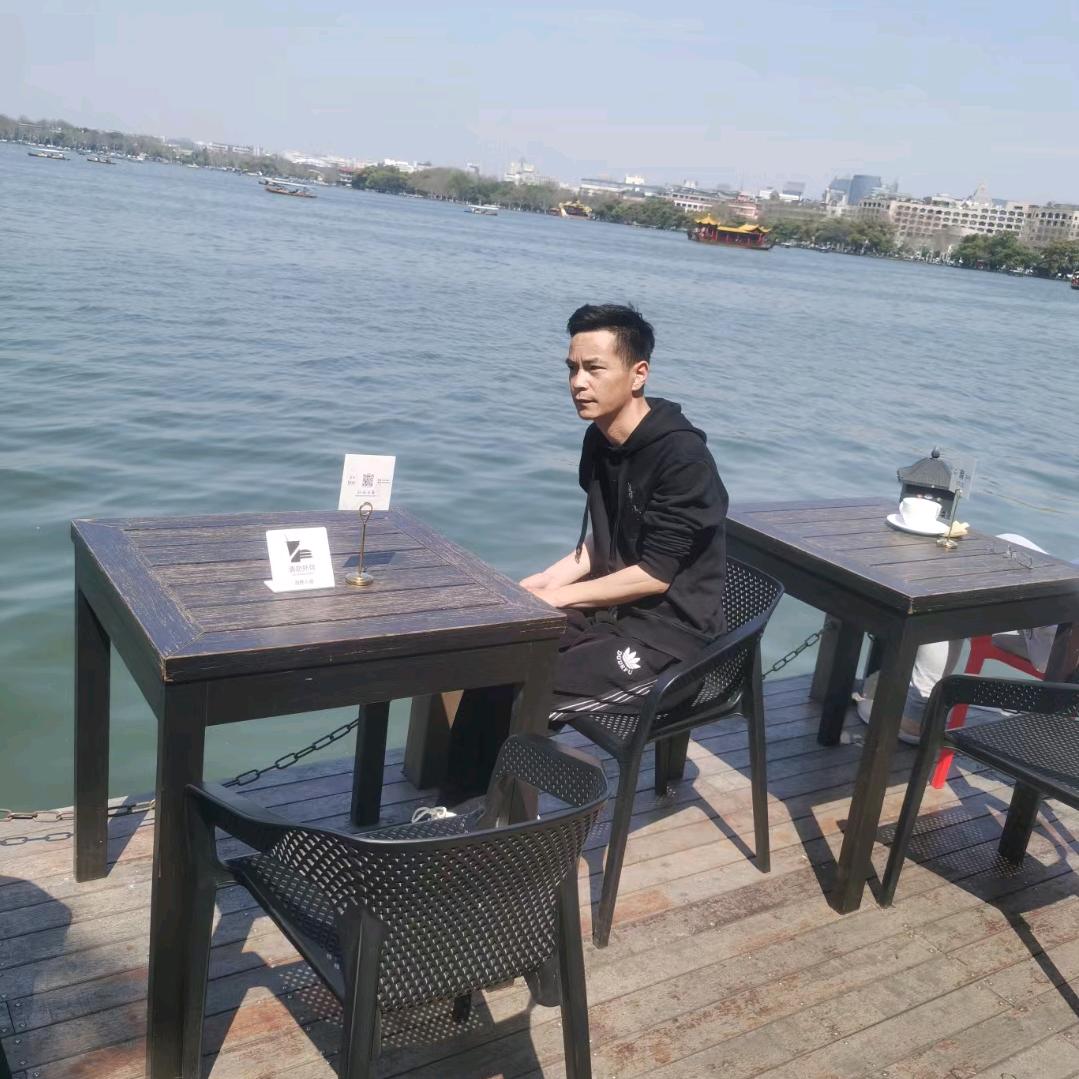 相约酒吧