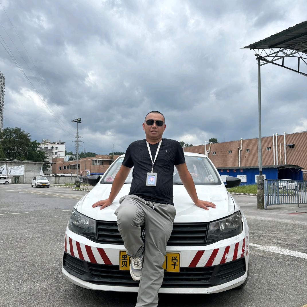 明通驾校汪孝飞