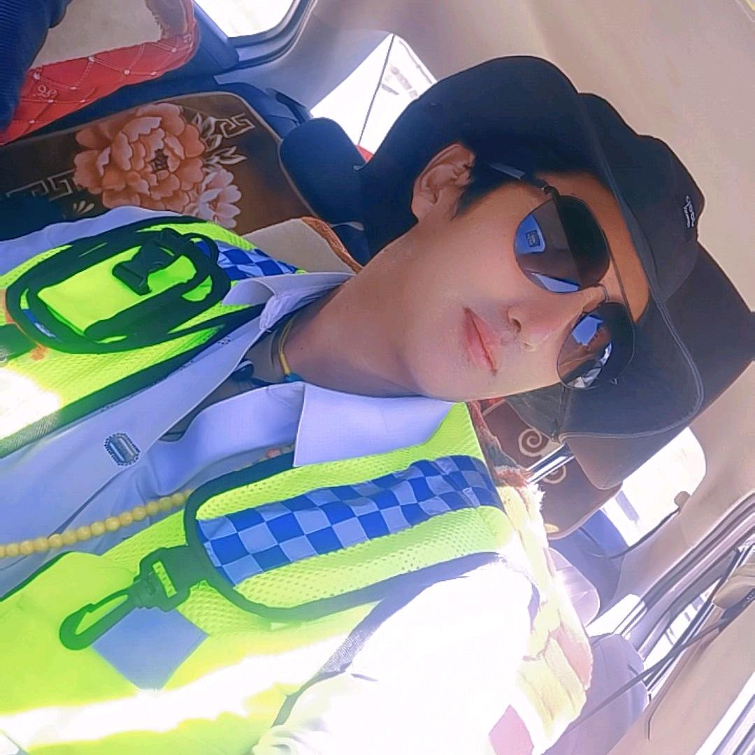 拉萨盛联驾校   科目二  教练  琼楚