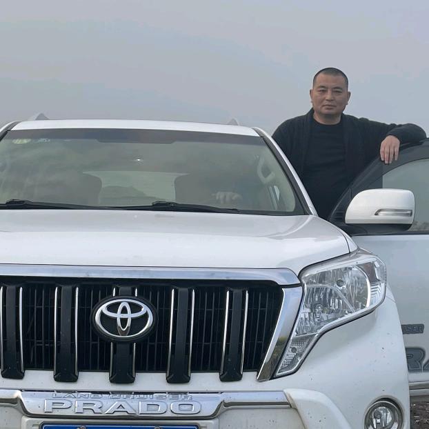 重庆启阀工程机械设备租赁有限公司