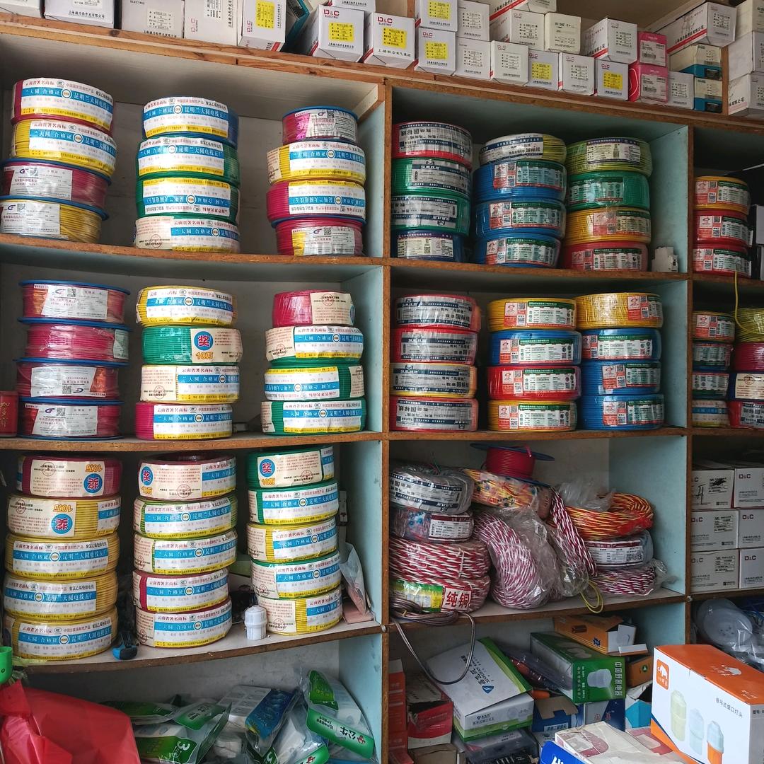 联塑管道建材卫浴