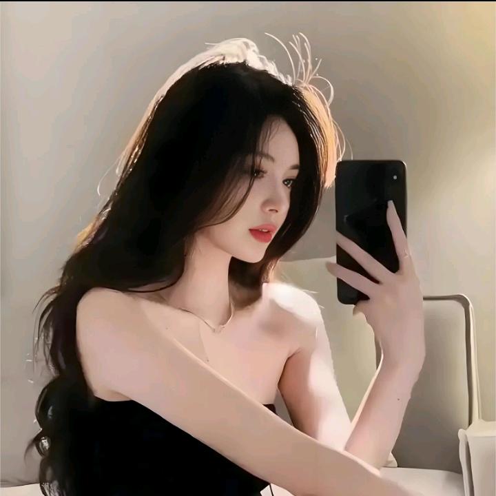 蒨蒨