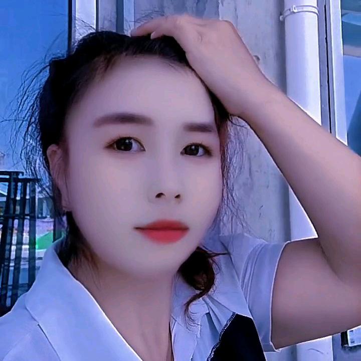 万英，离婚四年多了，想要一个家