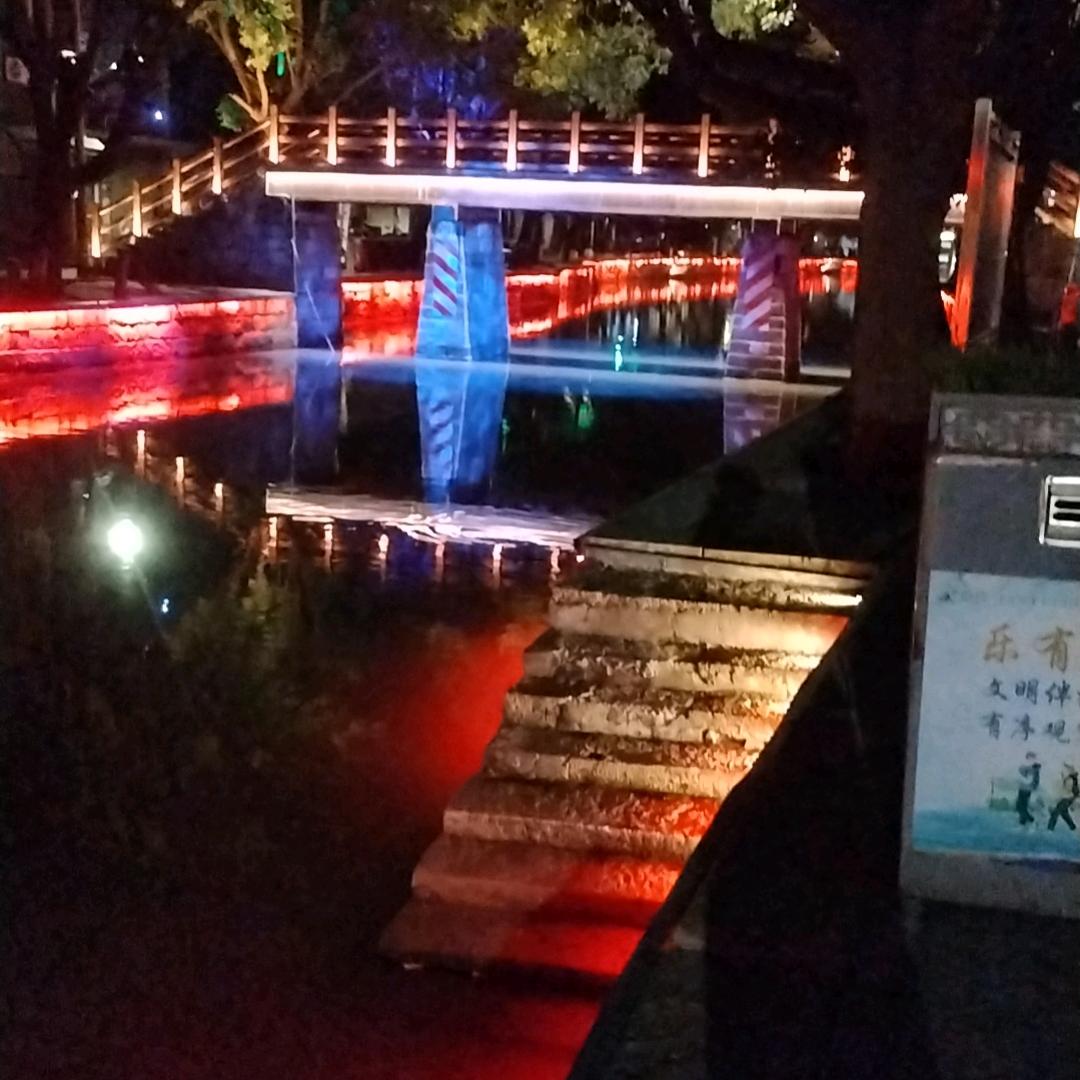 一生只爱你一个人（余生只为等你）