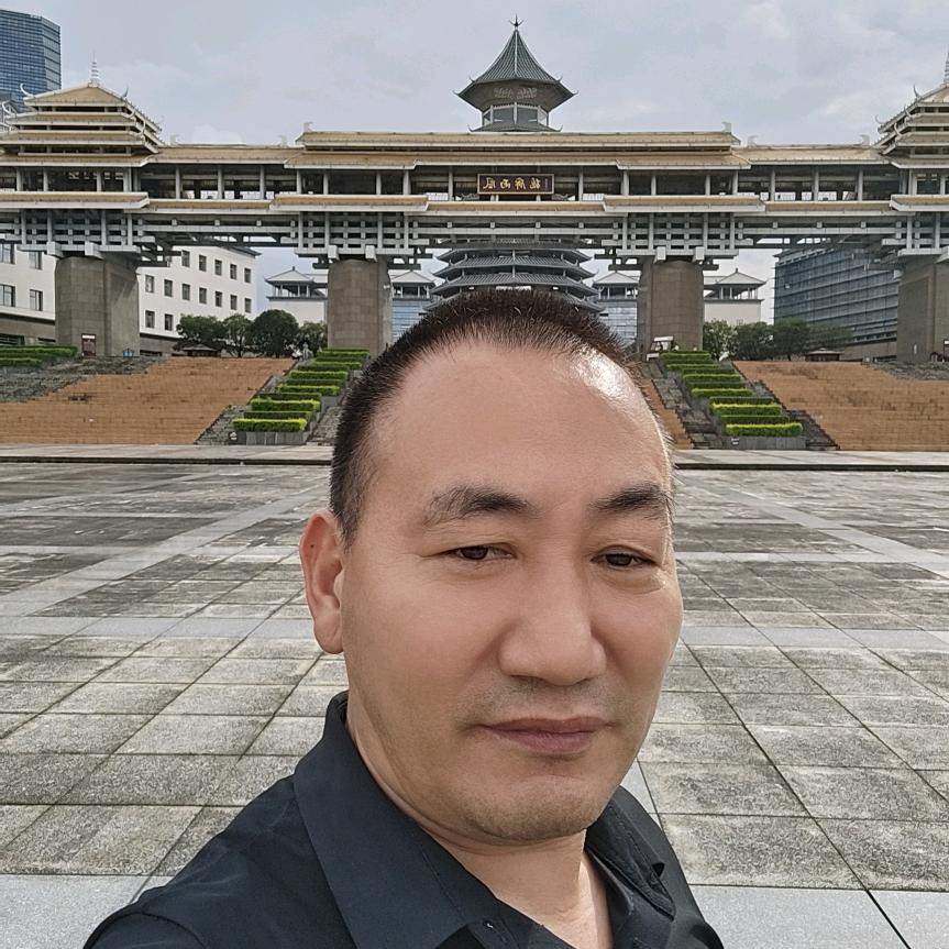 远离家乡的人头像