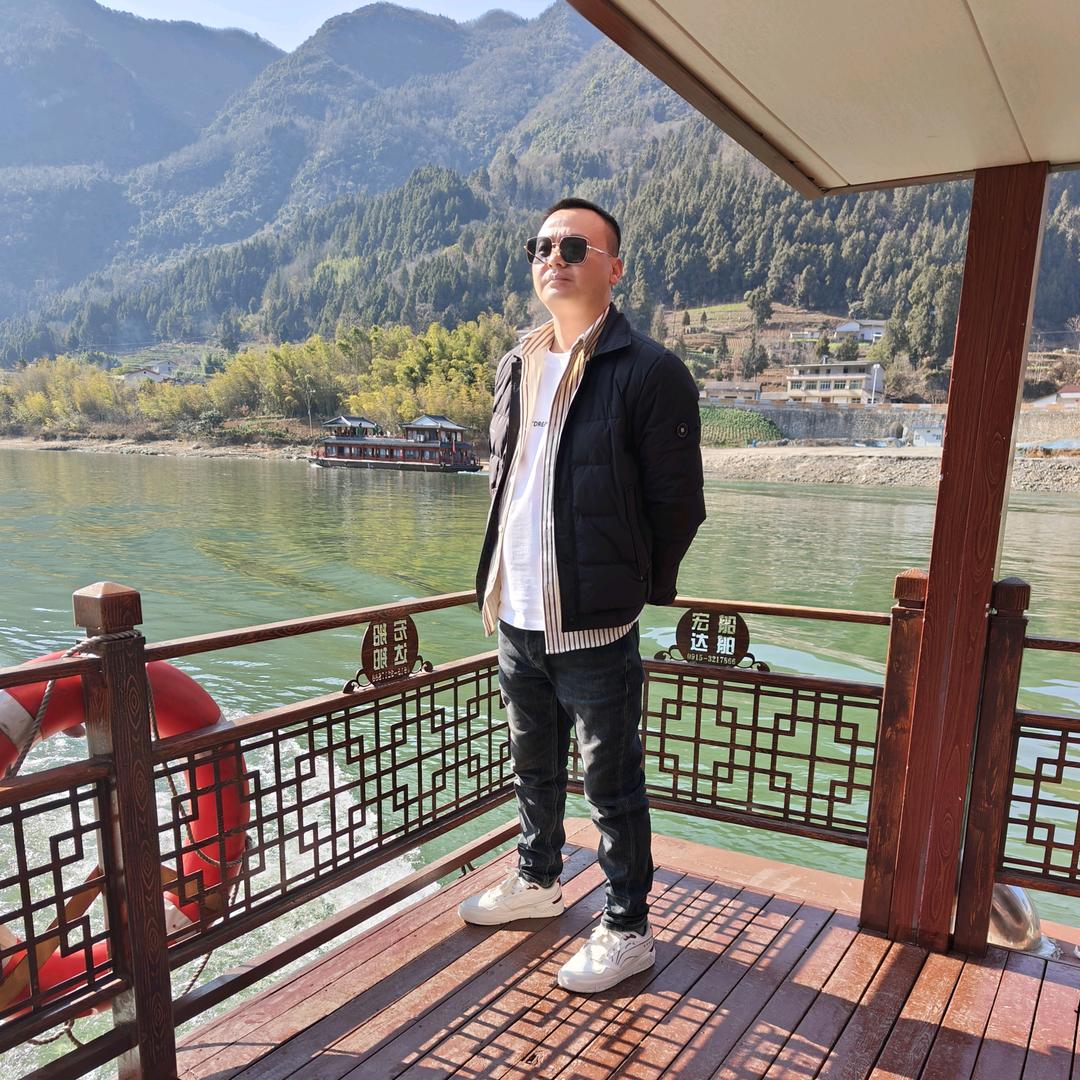 西安伟龙训犬基地