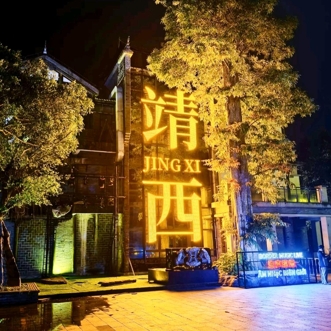 (靖西)专业切割墙面，钻烟囱.各种孔。