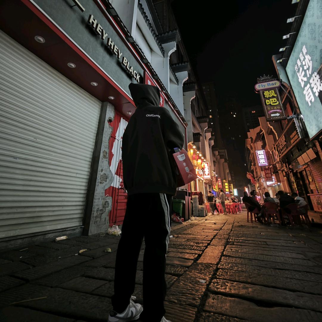 阿灿🐮🐴青年