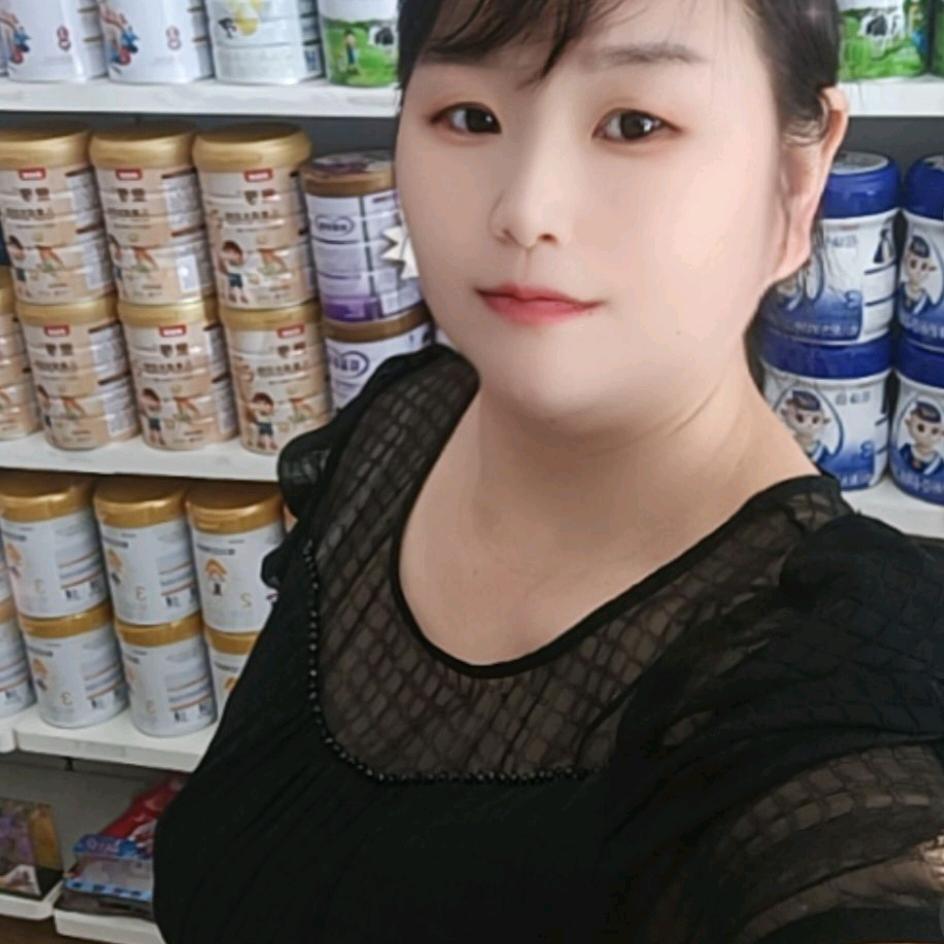 亲亲宝贝母婴馆服饰小聪鱼