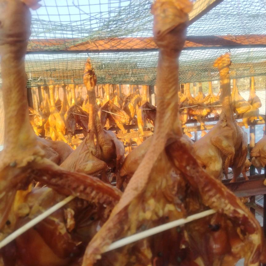 开发区炒鸡架，红烧肉盖浇饭