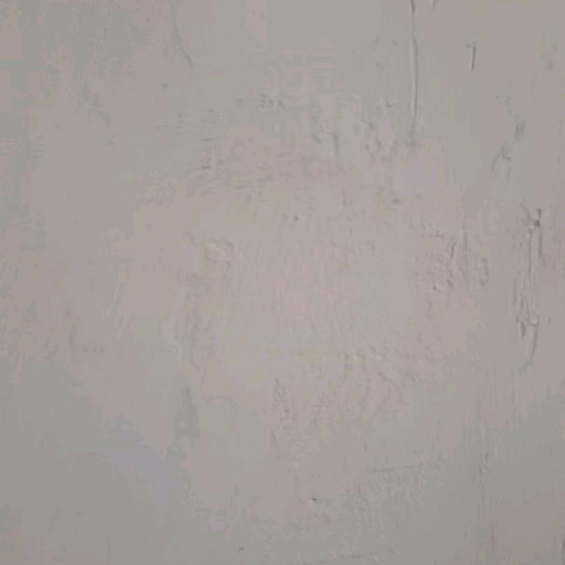 ،