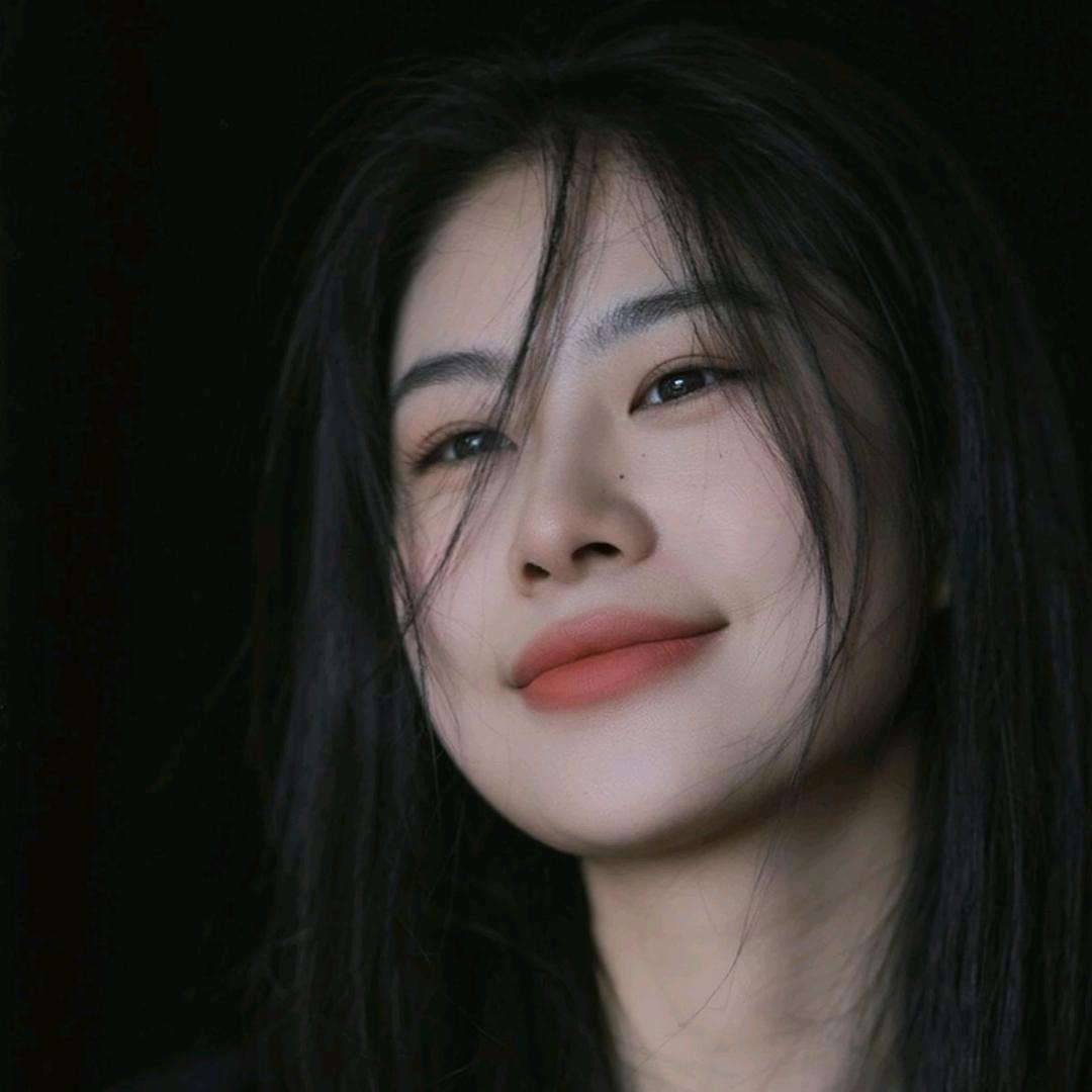 是镜子呐~