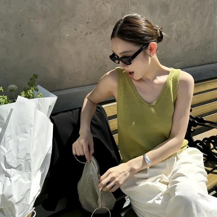 Lili-李慧儿时尚穿搭
