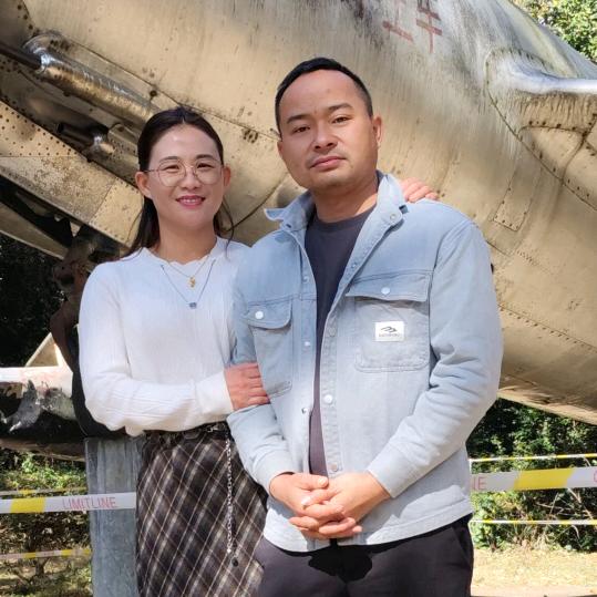 忙怀小阿坤