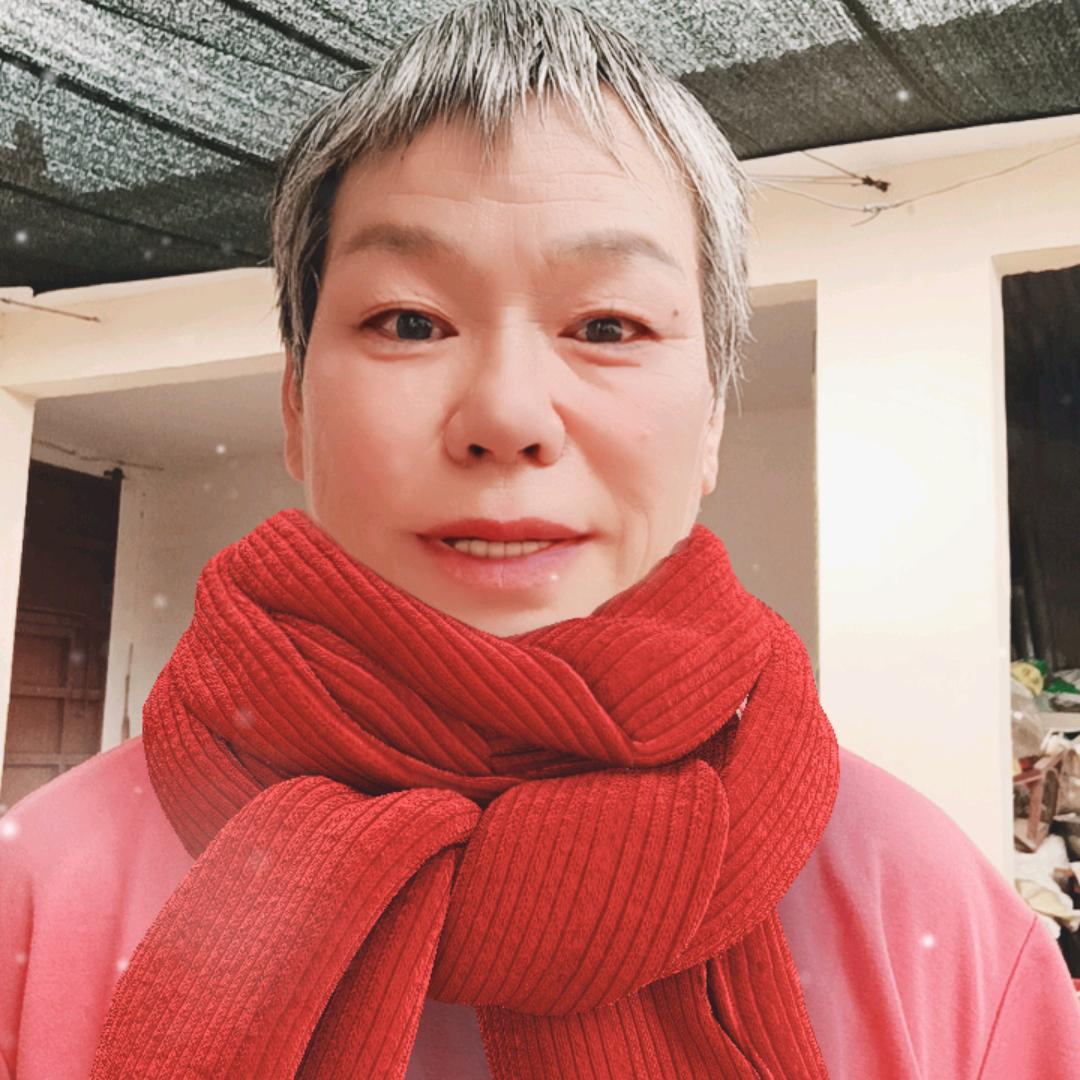 刘麦英