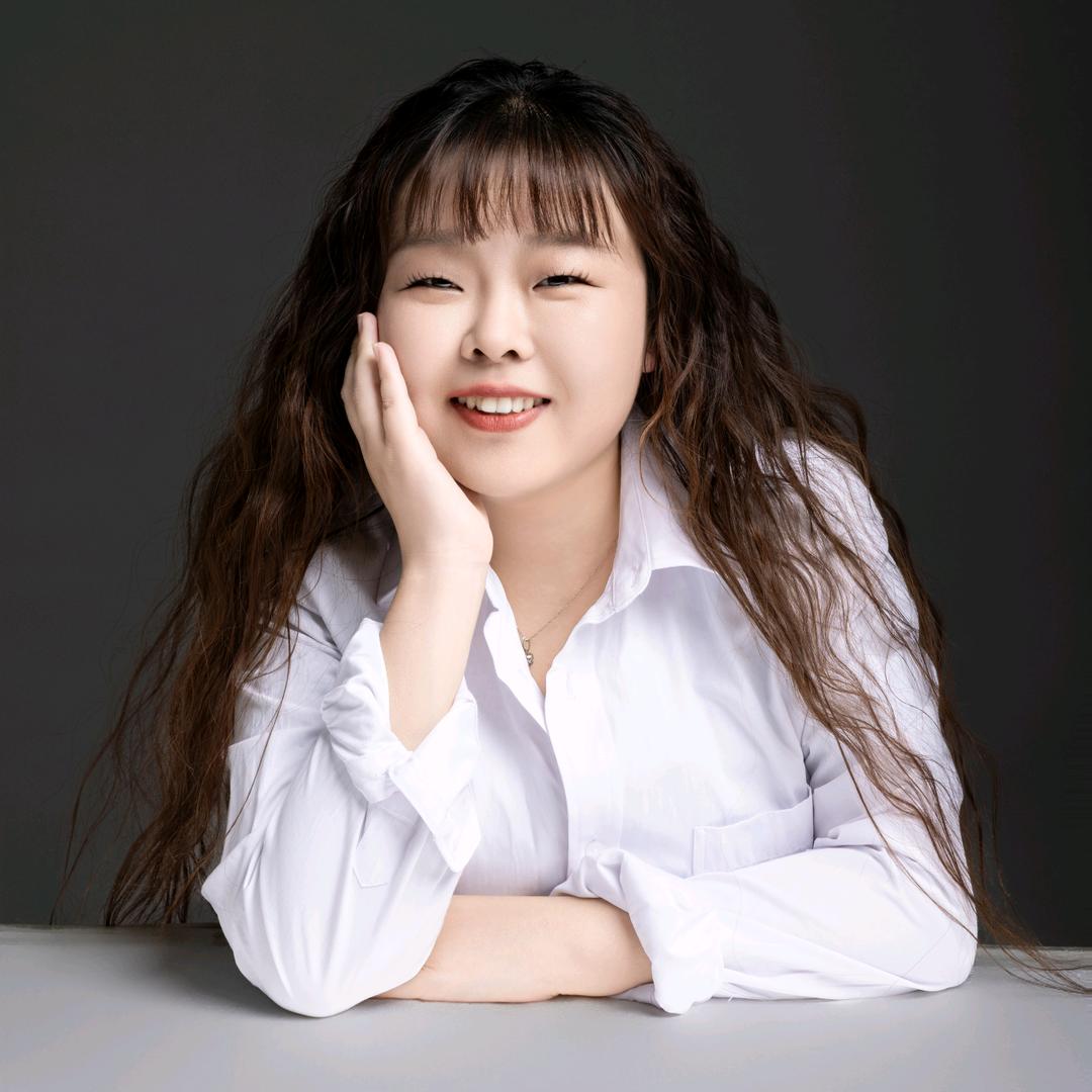 新泰中景三色装饰赵玥