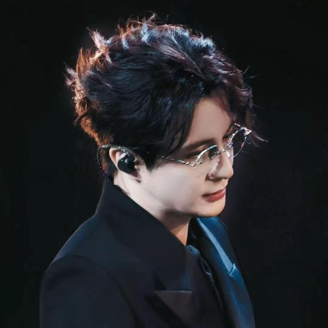 NaNa.（见过何聪睿版）