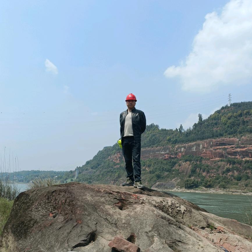 徐海波☞重生之在工地当小角色