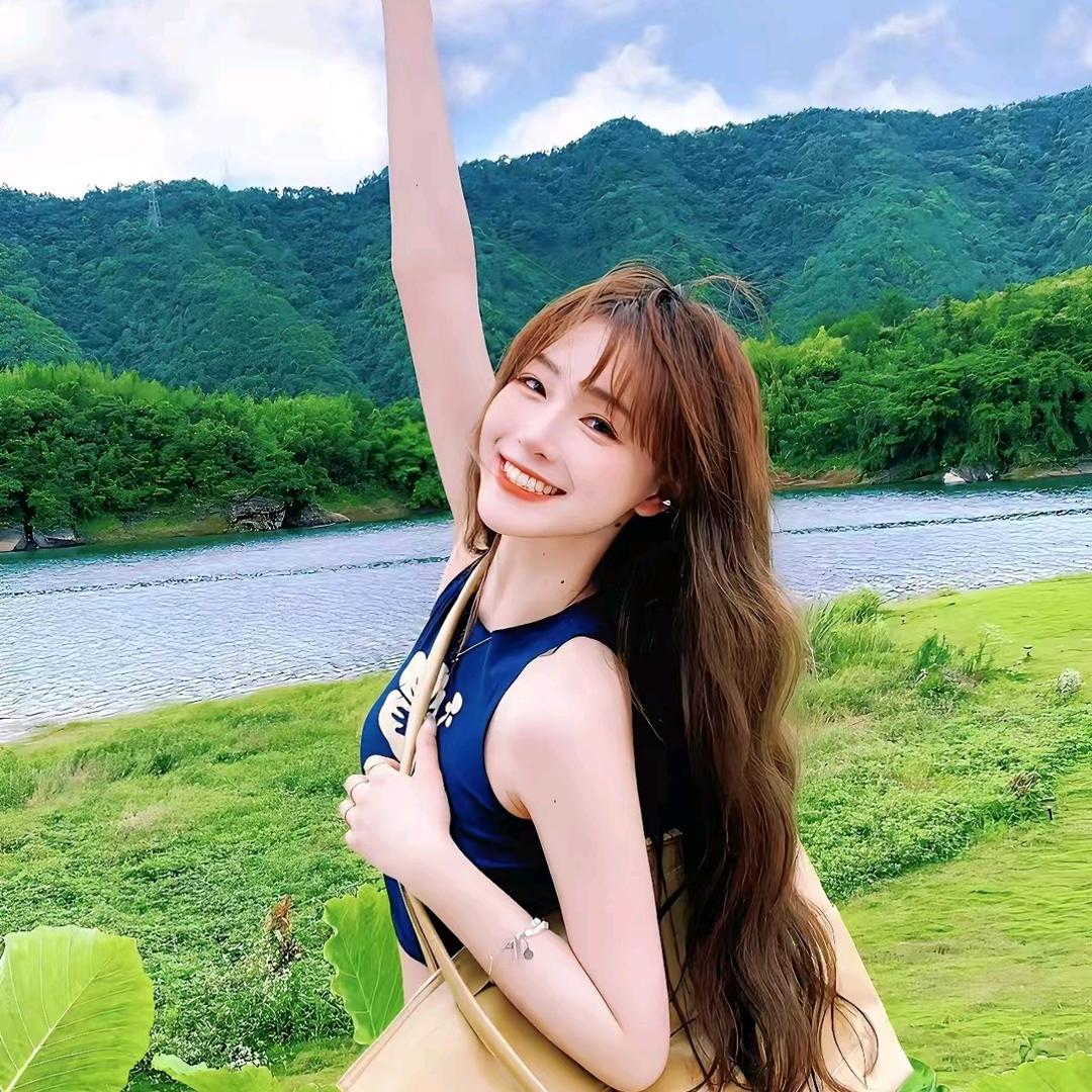 小玲💞💞【看主页进裙】