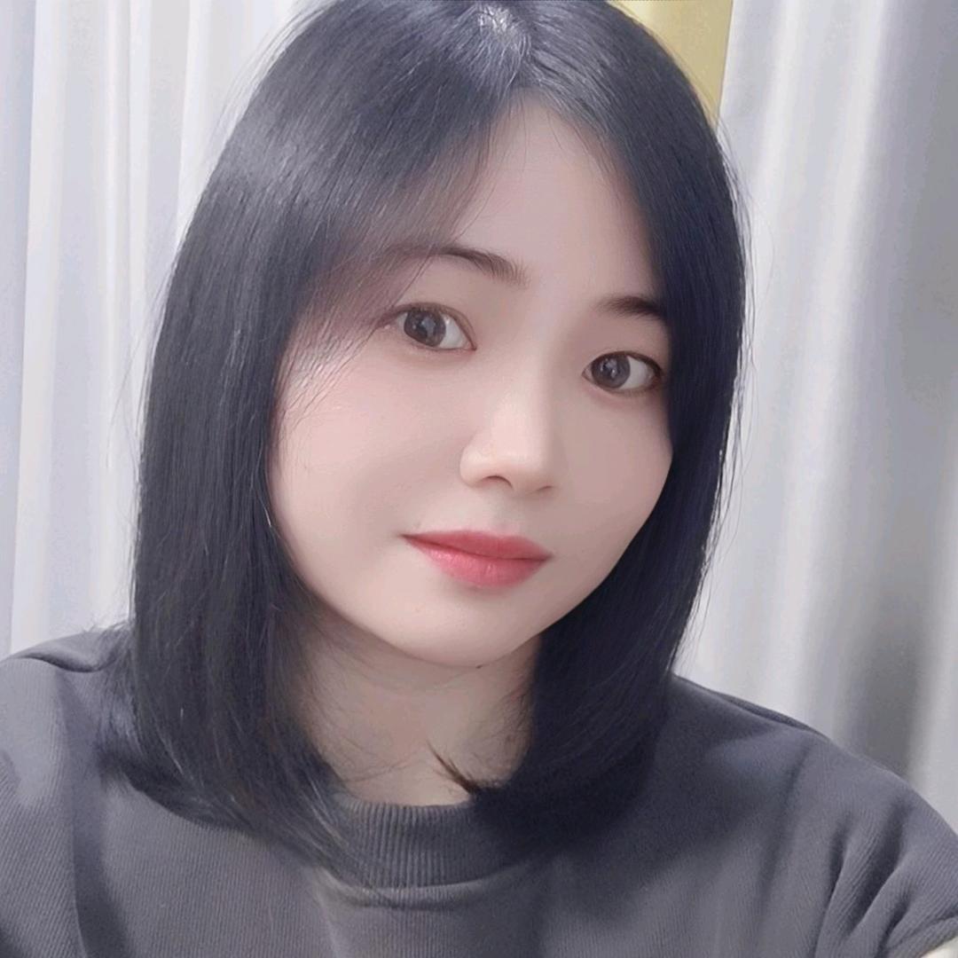 小雨穿搭