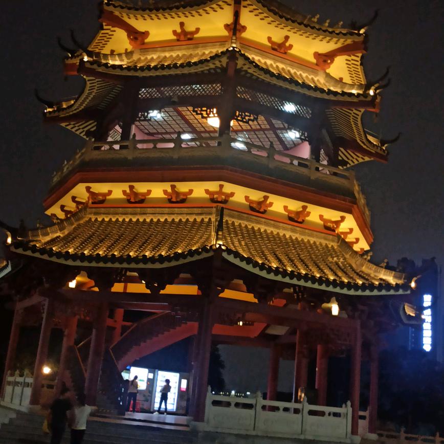 陳多多