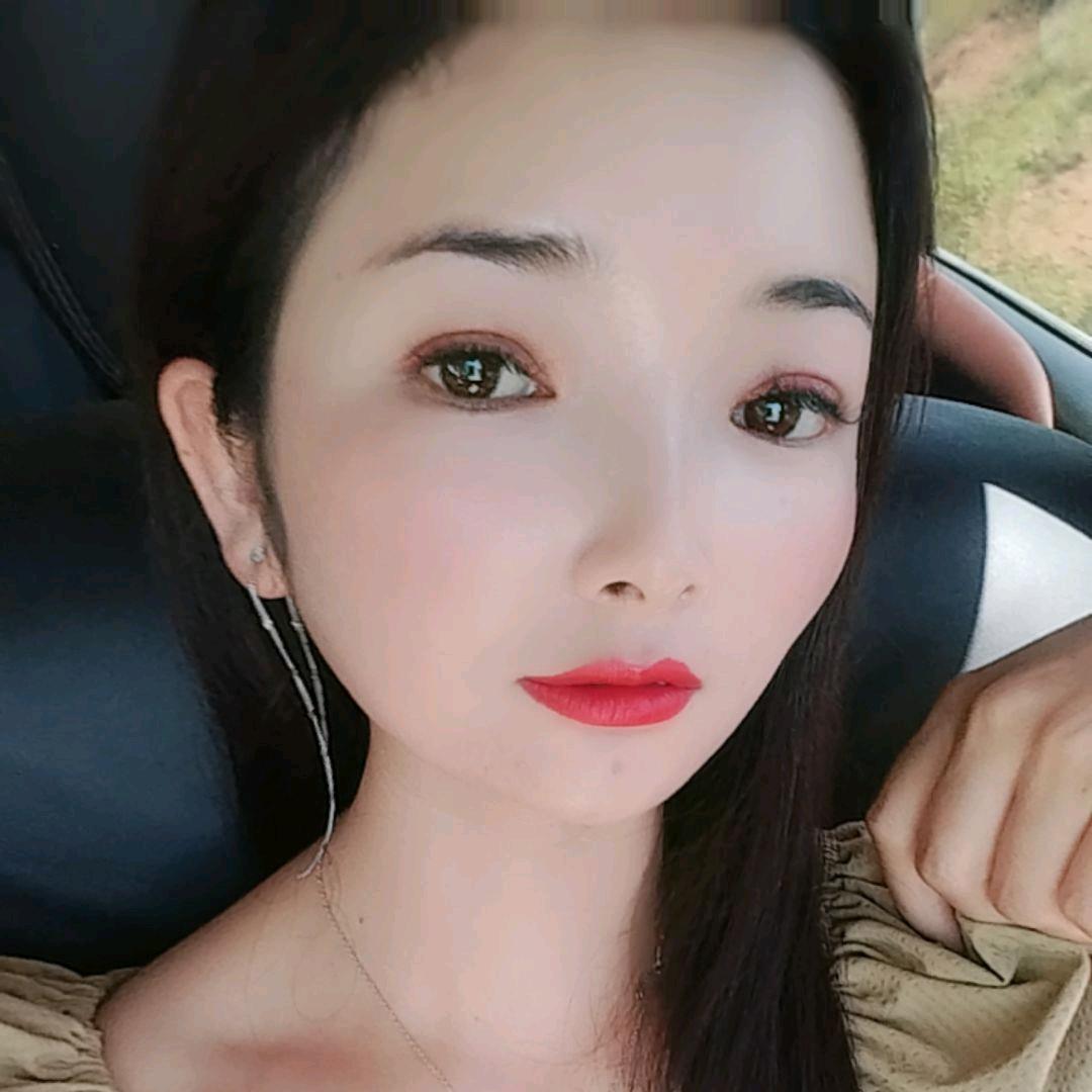 卖猪头肉的小婆娘💋💋